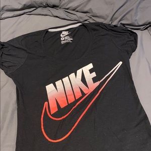 Nike tshirt